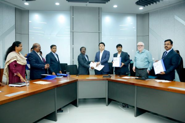 Signing of Contract for the procurement of 60 Kg HH 1080 Grade Rails of CMRL Phase – 2 project