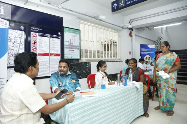 152 People participated in the free medical camp held at thiruvotiyur theradi metro railway station